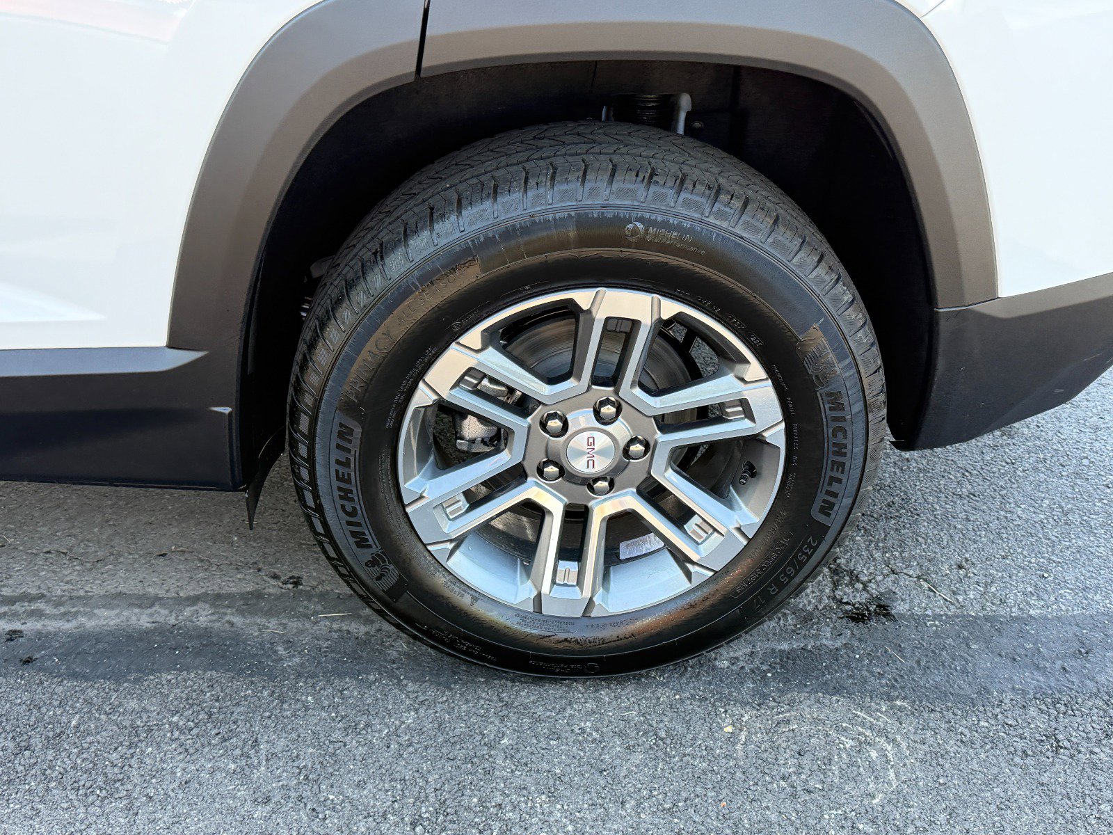 New 2026 GMC Terrain Elevation w/ LPO, Floor Liner Package FWD image 10