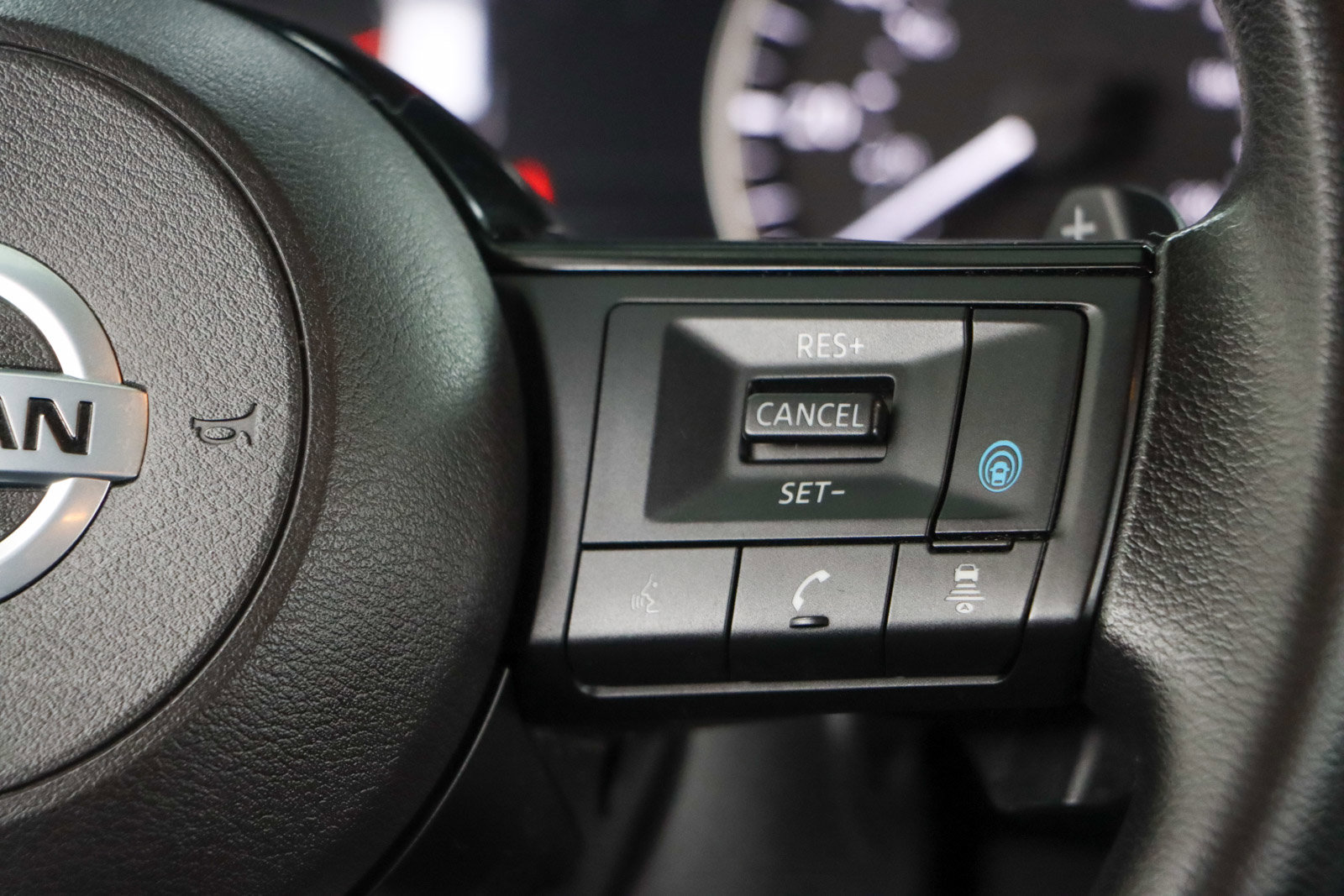 Used 2021 Nissan Rogue SV image 14