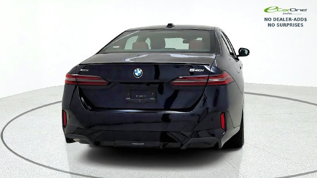 Used 2026 BMW 540i xDrive AWD/4WD image 8