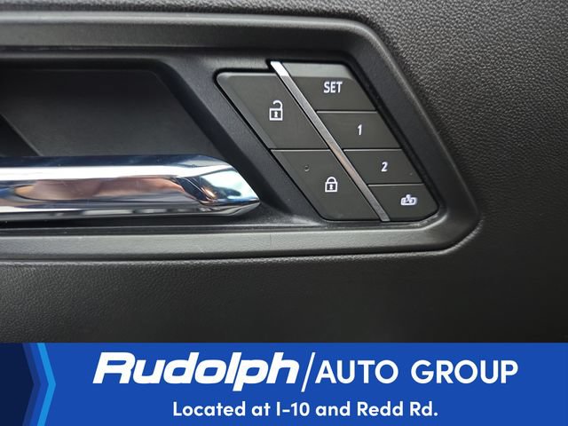 Used 2025 Chevrolet Colorado Z71 w/ Z71 Convenience Package 2 AWD/4WD image 13