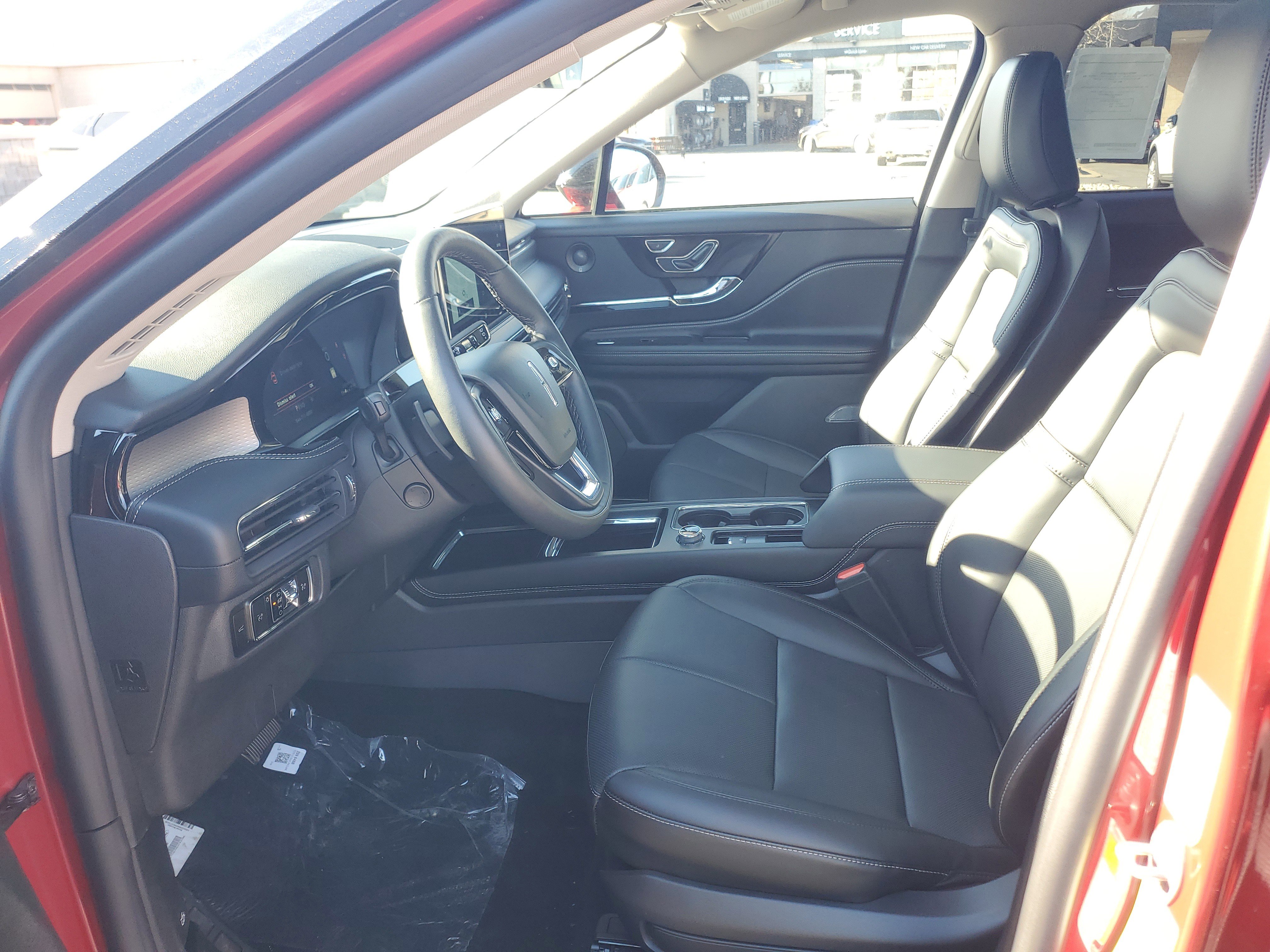 New 2025 Lincoln Corsair Reserve w/ Equipment Group 202A image 12