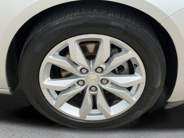 Used 2020 Chevrolet Impala LT FWD image 9