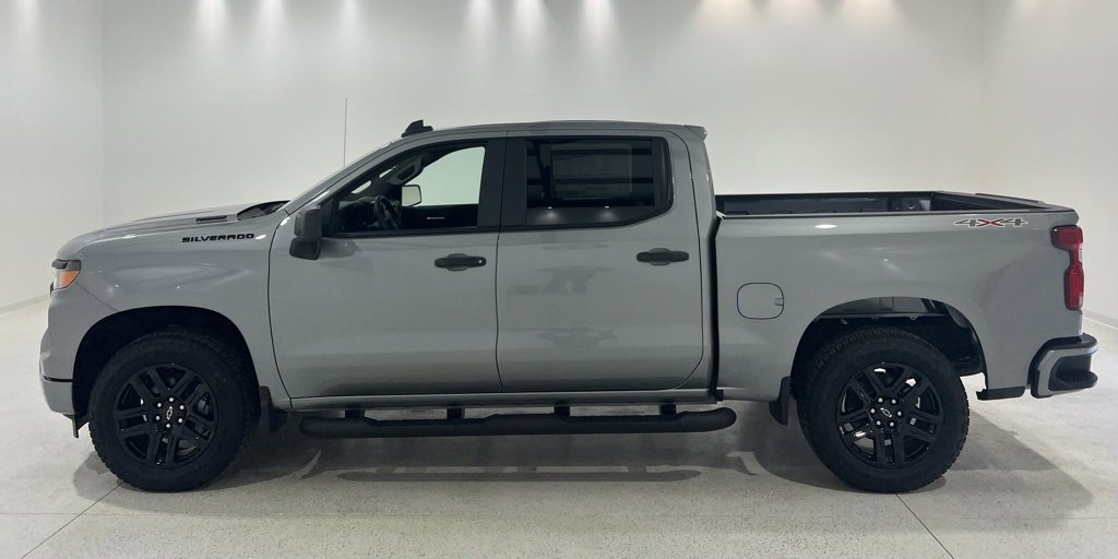 New 2026 Chevrolet Silverado 1500 Custom w/ Turbomax Blackout Package image 2