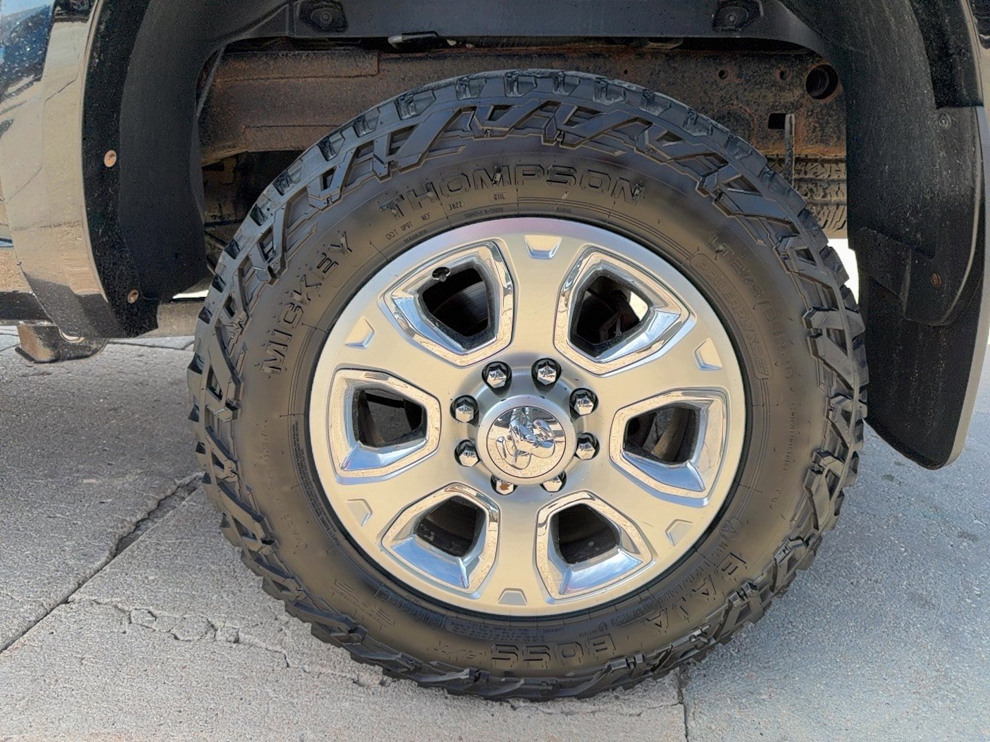 Used 2014 RAM 2500 Limited AWD/4WD image 11