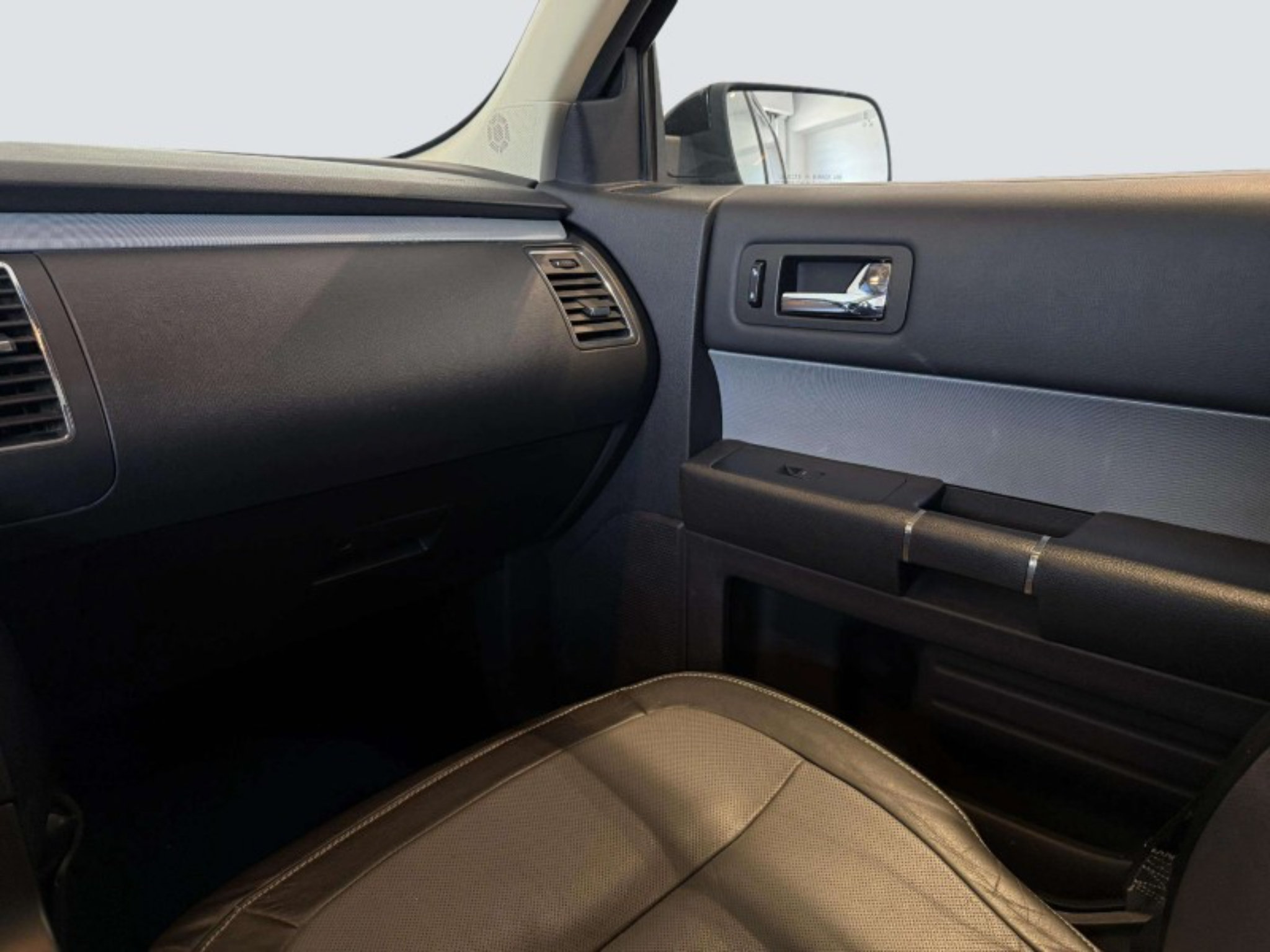 Used 2013 Ford Flex Limited AWD/4WD image 25
