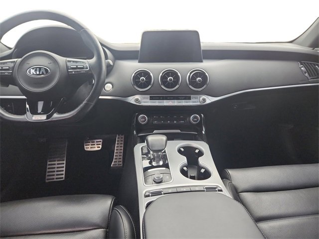 Used 2018 Kia Stinger GT2 image 12