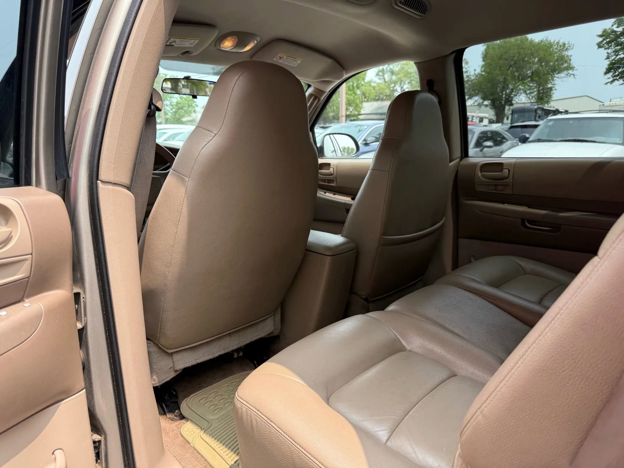 Used 2003 Dodge Durango SLT image 15