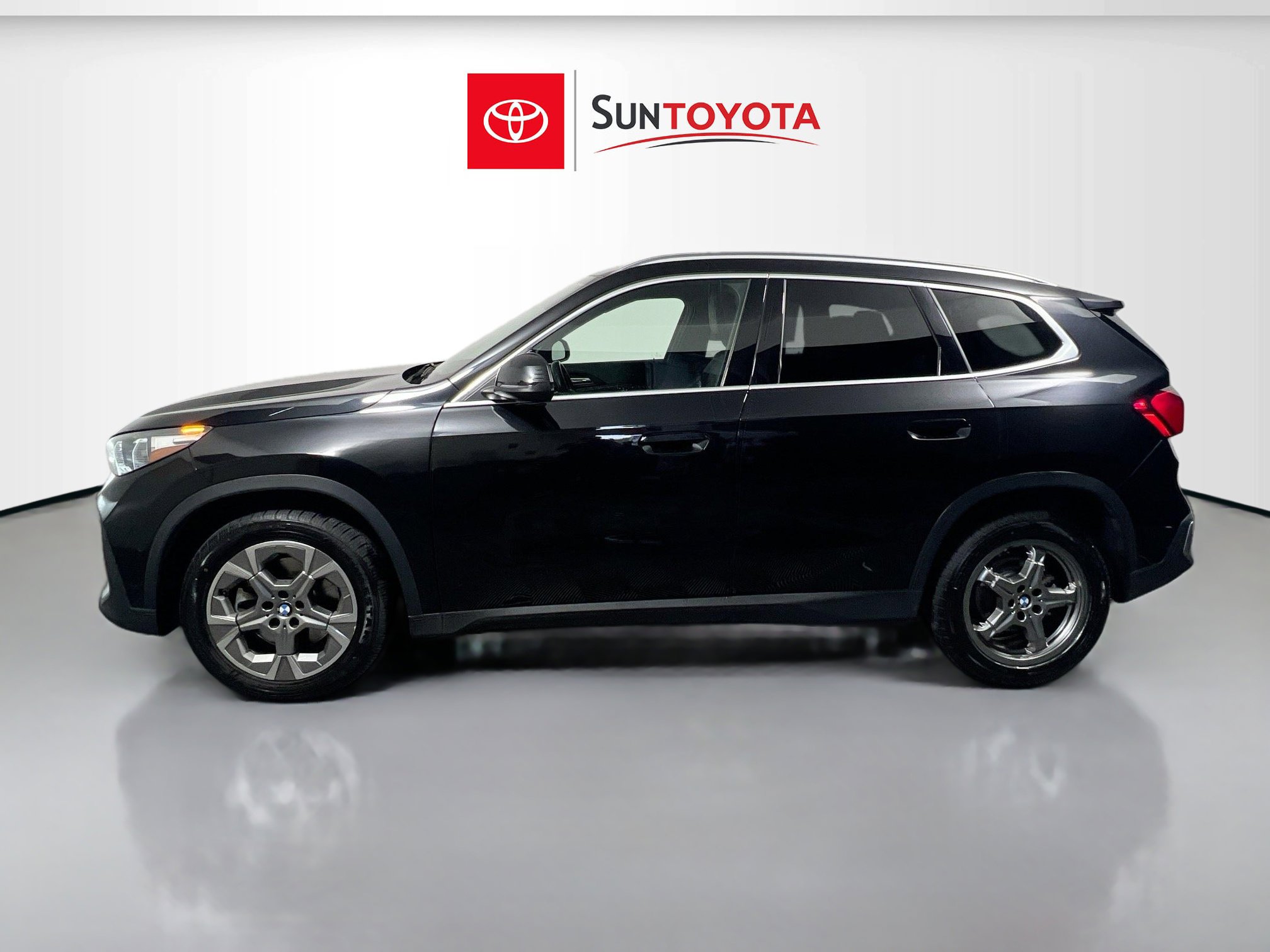 Used 2023 BMW X1 xDrive28i image 7