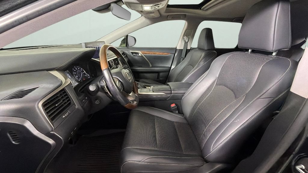 Used 2022 Lexus RX 350L FWD w/ Premium Package image 17