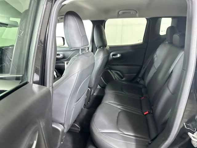 Used 2023 Jeep Renegade Limited image 25