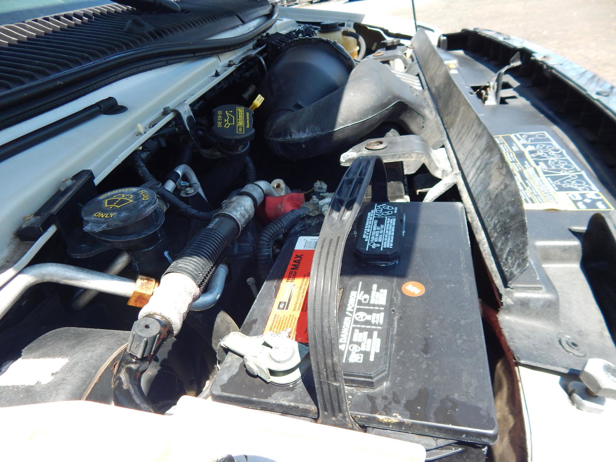 Used 2014 Ford E-350 and Econoline 350 Super Duty w/ Power Windows & Locks Group RWD image 17