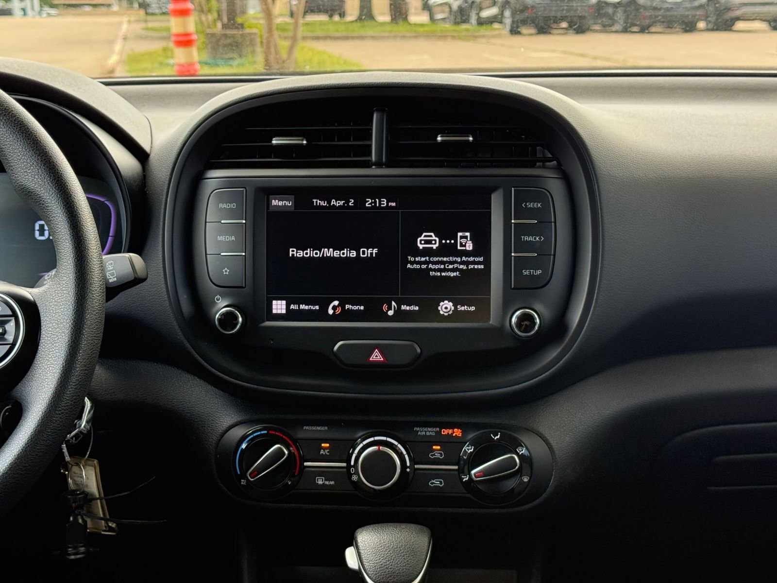 Used 2025 Kia Soul LX w/ LX Technology Package image 17