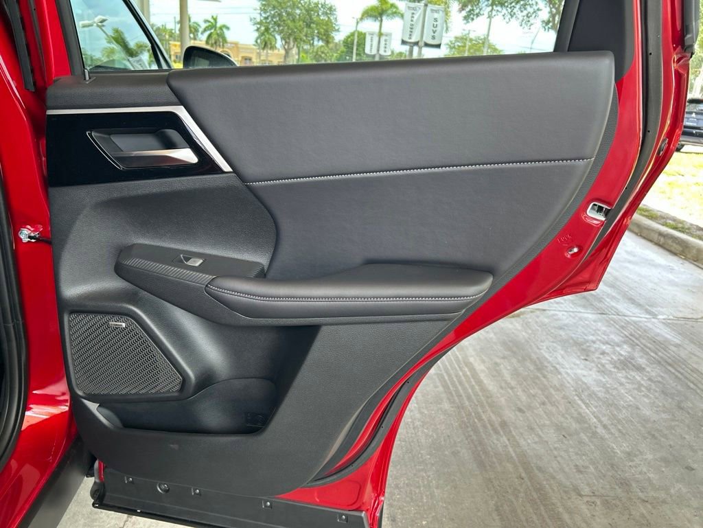 New 2026 Mitsubishi Outlander LE FWD image 27