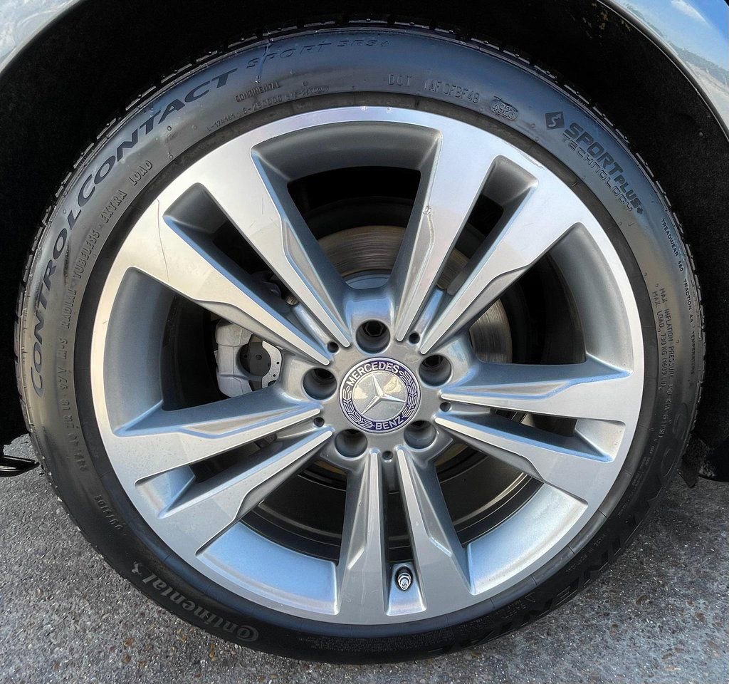 Used 2014 Mercedes-Benz E 350 4MATIC Sedan w/ Premium 1 Package image 17