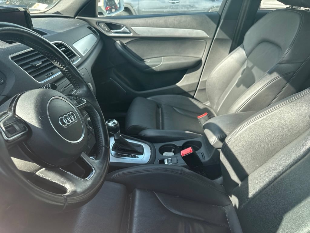 Used 2015 Audi Q3 2.0T Prestige w/ Prestige Package AWD/4WD image 10