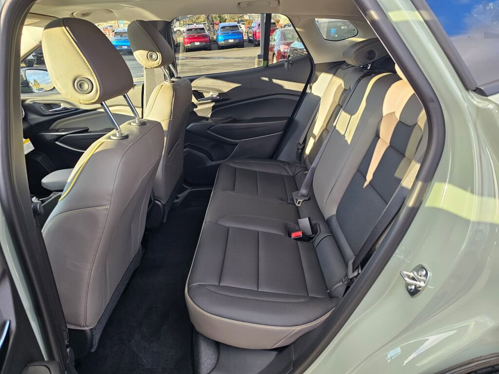 New 2026 Chevrolet Trax ACTIV w/ Sunroof Package image 22