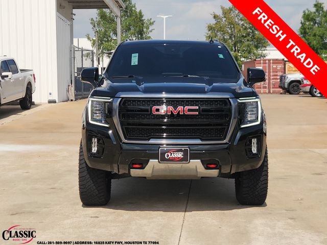 Used 2024 GMC Yukon AT4 w/ Technology Package AWD/4WD image 2