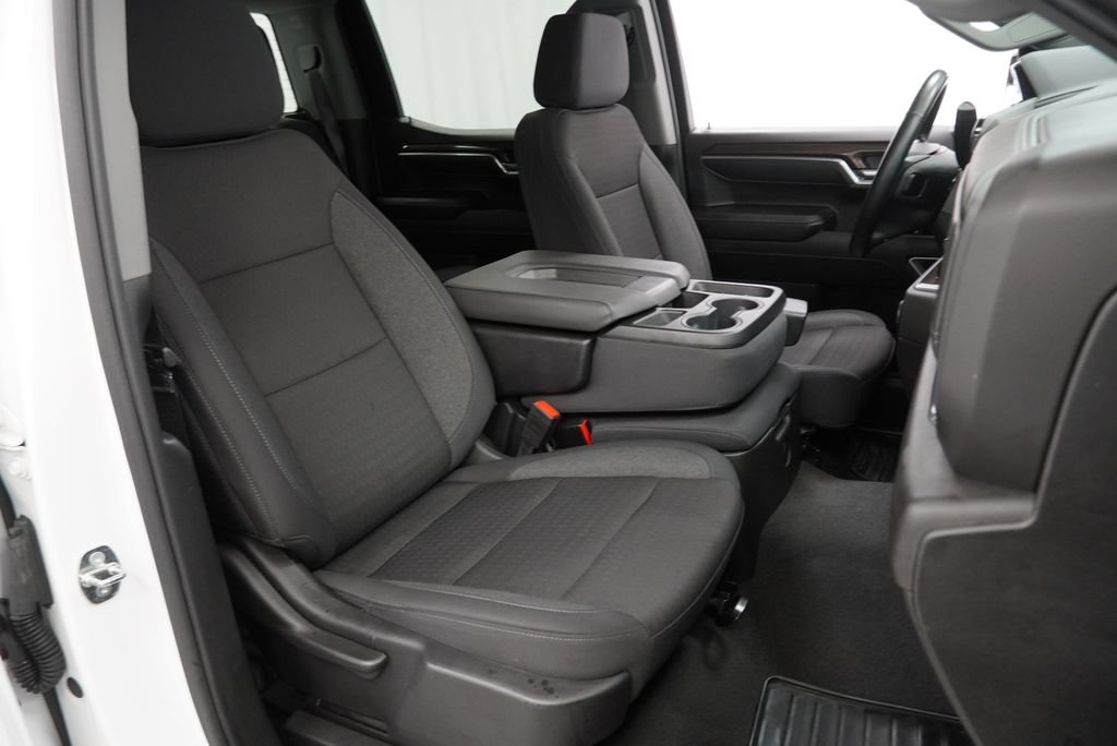 Used 2024 Chevrolet Silverado 1500 LT AWD/4WD image 29