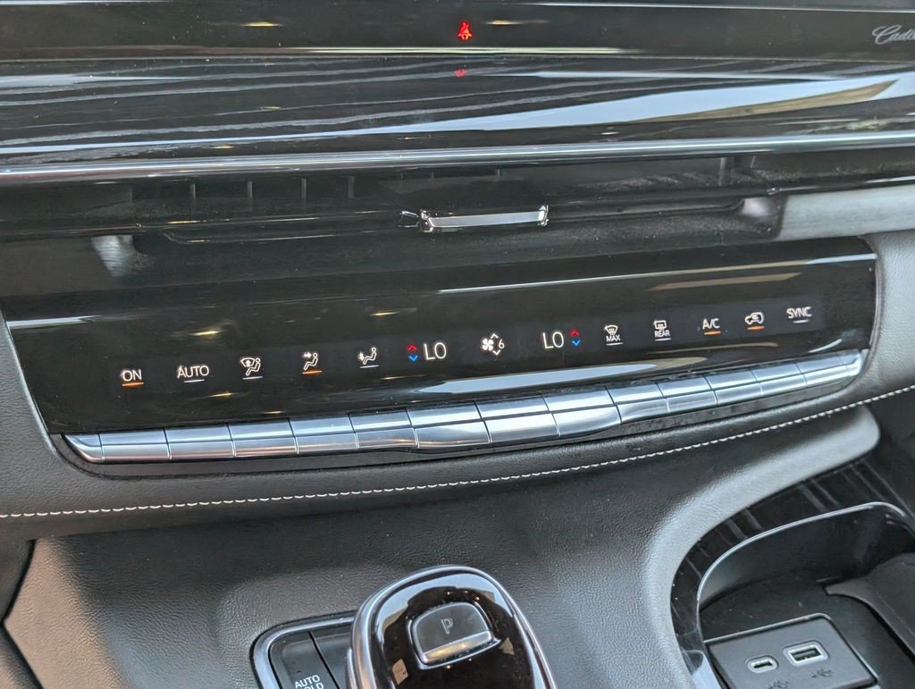 Certified 2022 Cadillac Escalade Sport w/ Touring Package AWD/4WD image 28