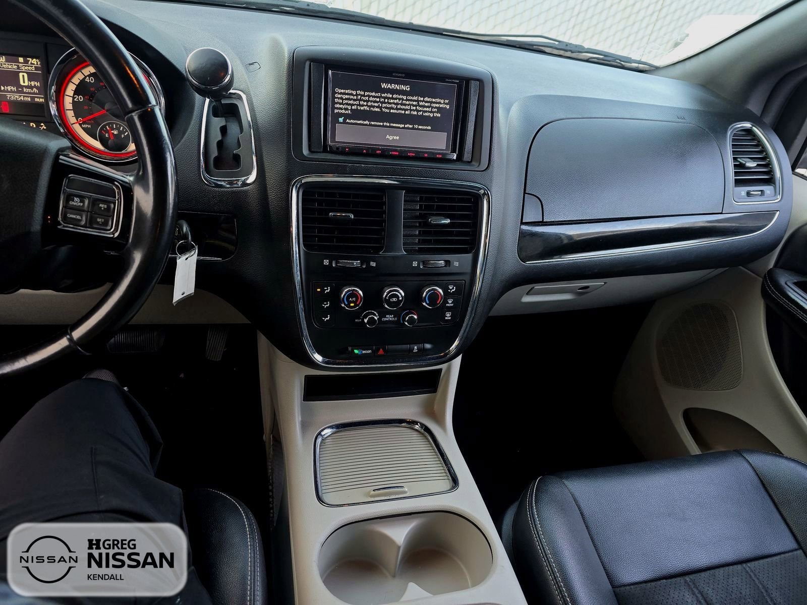 Used 2019 Dodge Grand Caravan SXT w/ Rear Park Assist Package image 15