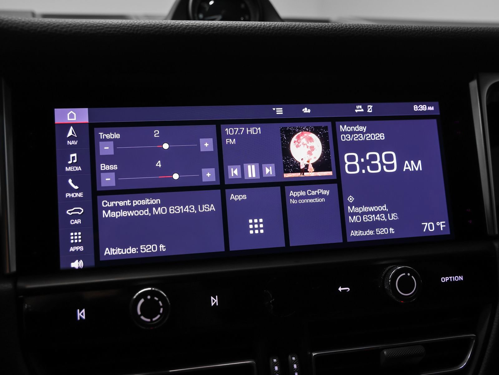 Certified 2023 Porsche Macan S image 37