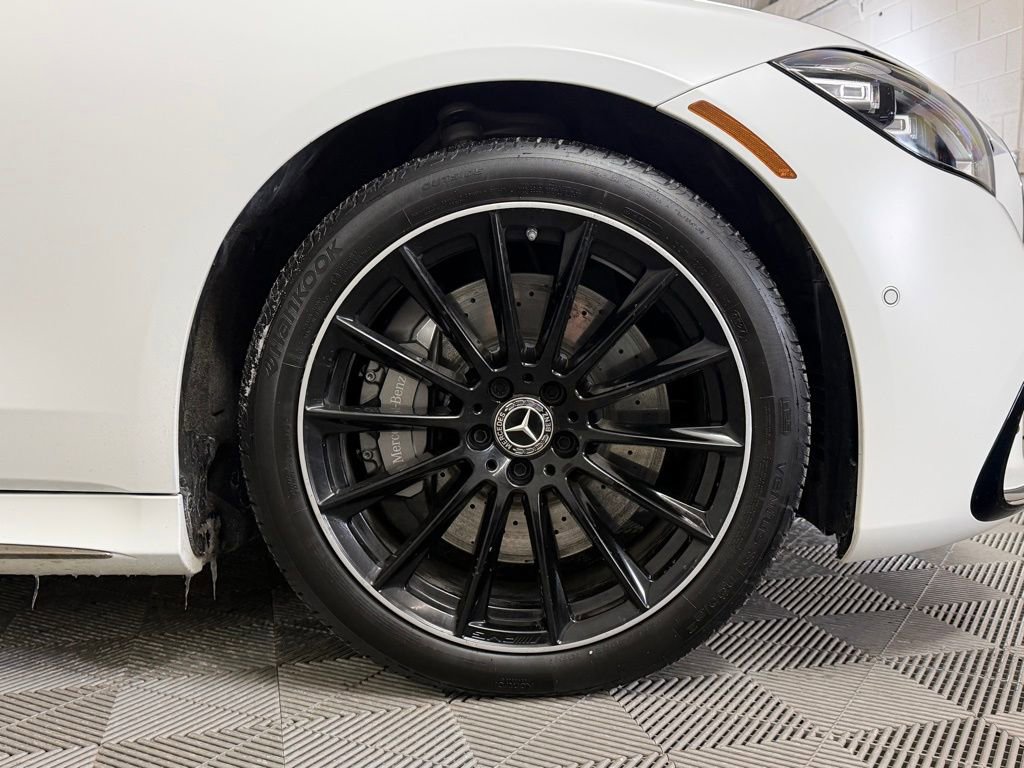 Used 2025 Mercedes-Benz S 580 4MATIC Sedan image 11