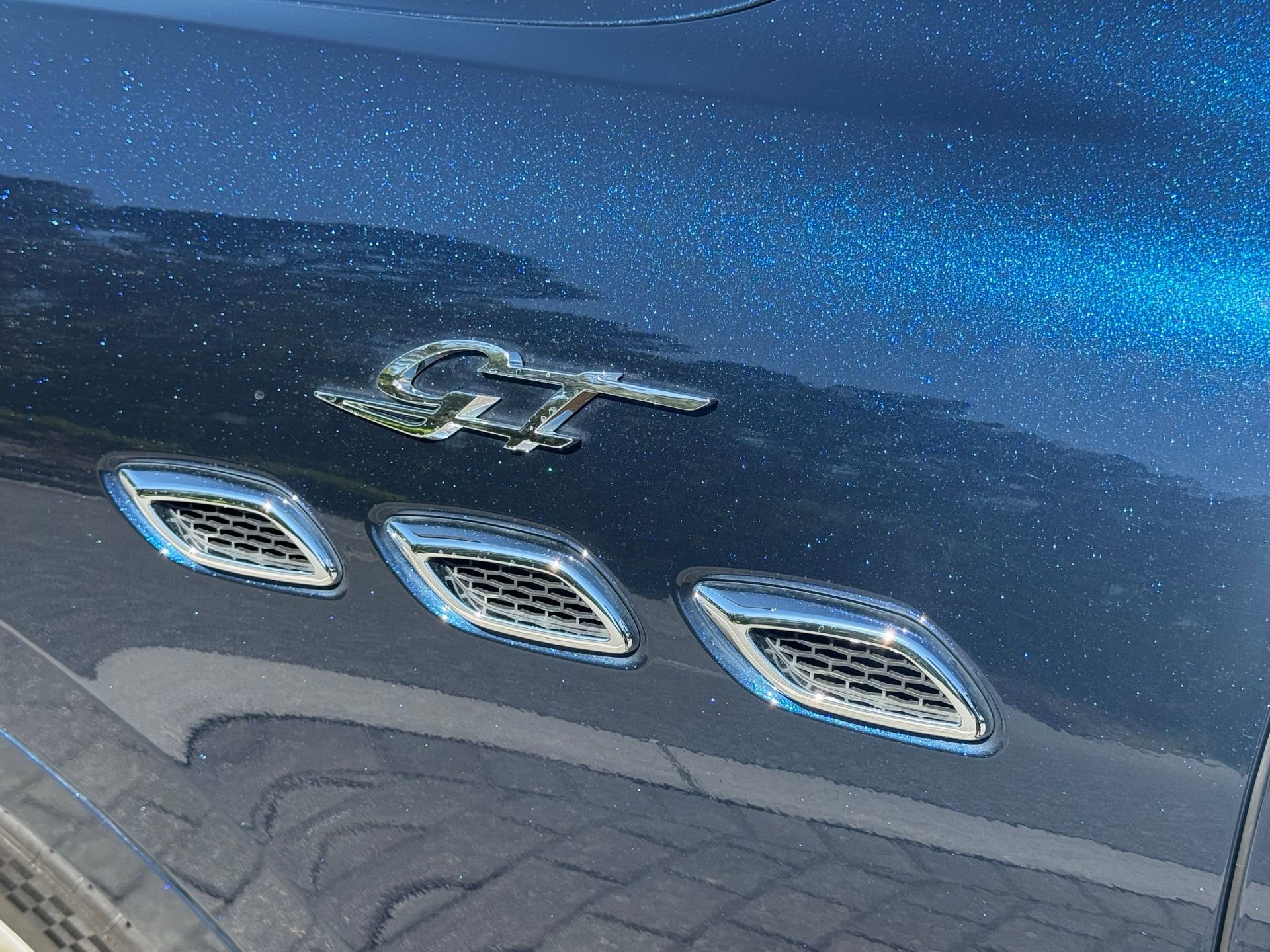 Certified 2023 Maserati Levante GT image 22