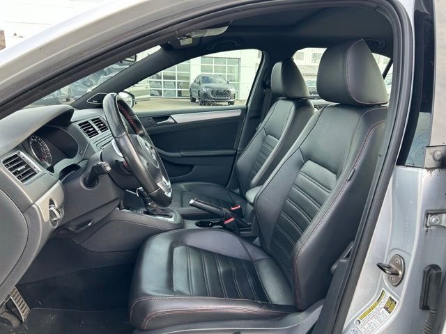 Used 2013 Volkswagen Jetta GLI Autobahn image 9