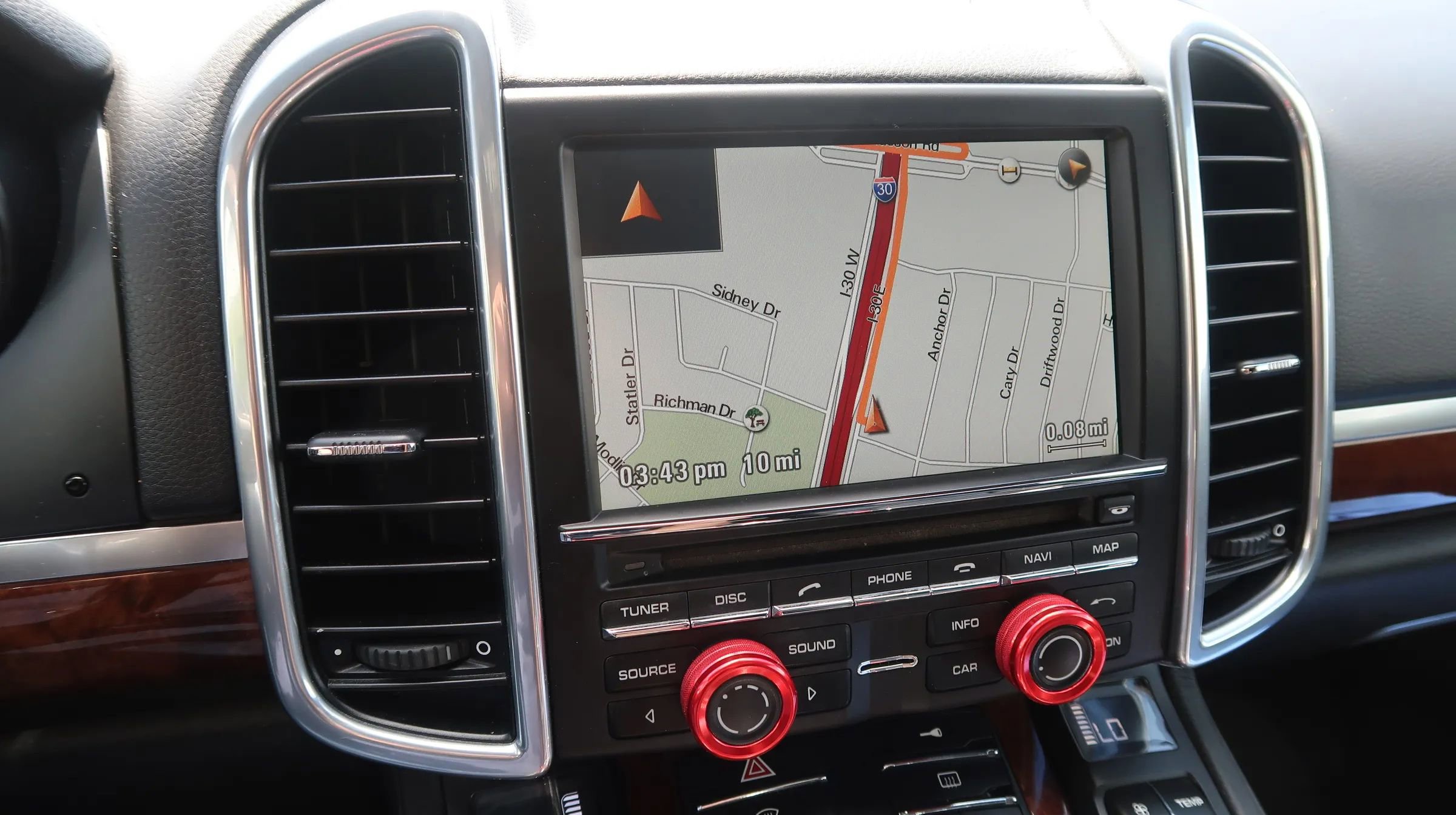 Used 2011 Porsche Cayenne S AWD/4WD image 33