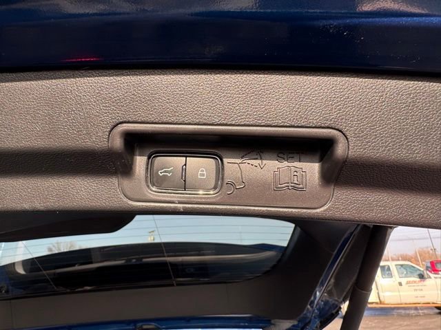 Certified 2022 Ford Explorer XLT w/ Equipment Group 202A image 13