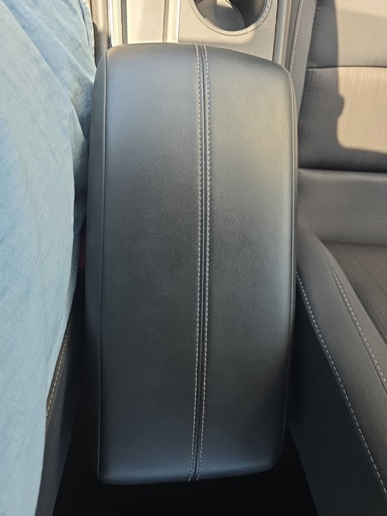Used 2025 Nissan Altima 2.5 SV FWD image 24