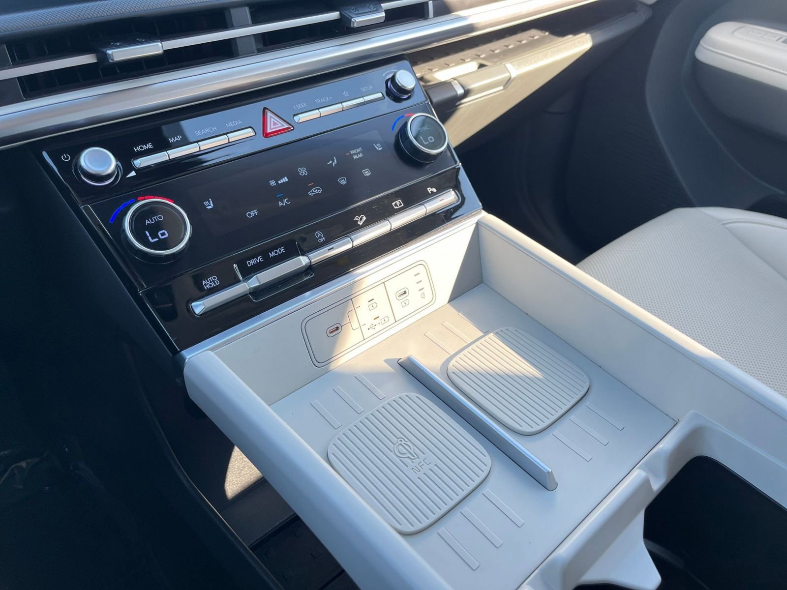 Used 2025 Hyundai Santa Fe SEL image 41