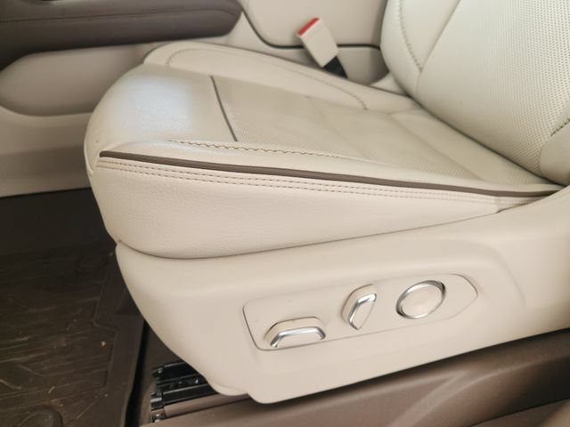 Used 2025 GMC Yukon Denali w/ Sun & Power Step Package RWD image 23