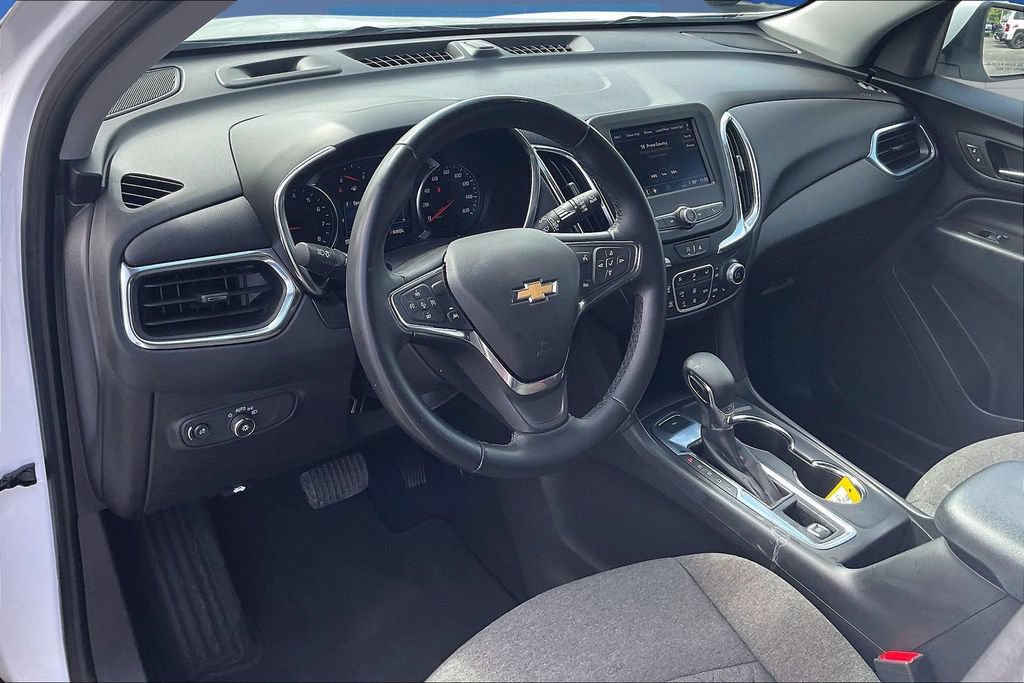 Used 2024 Chevrolet Equinox LT w/ Driver Convenience Package AWD/4WD image 17