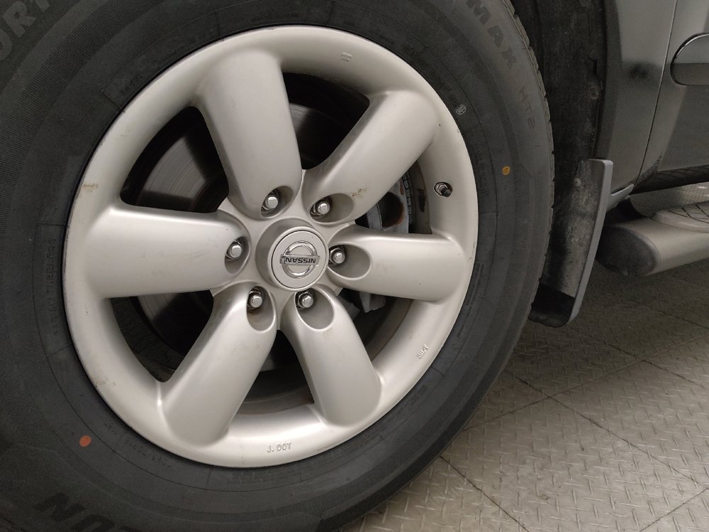 Used 2014 Nissan Titan SV w/ SV Value Truck Package RWD image 31