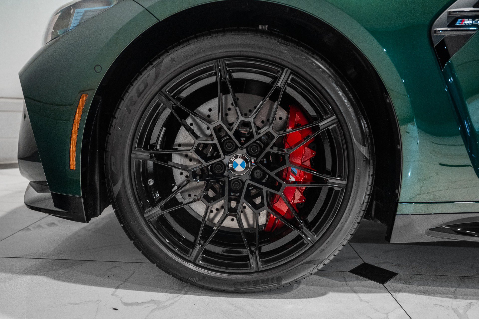 Used 2027 BMW M4 Coupe w/ M Driver's Package RWD image 13