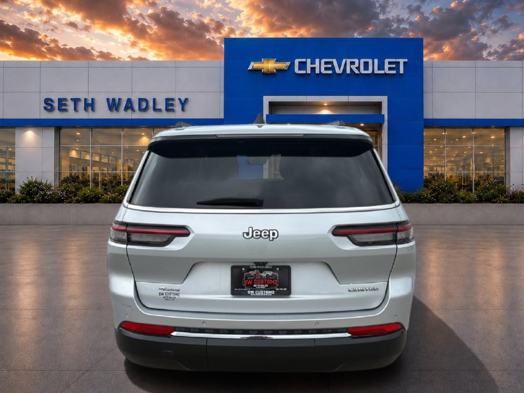 Used 2023 Jeep Grand Cherokee L Limited AWD/4WD image 6