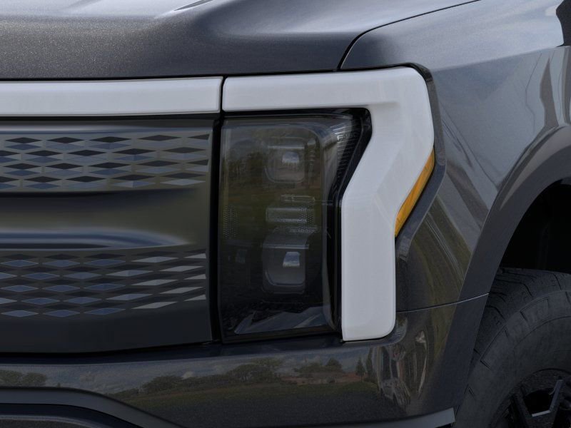 New 2025 Ford F150 Lightning XLT AWD/4WD image 18