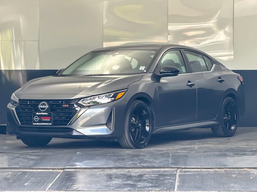 Used 2024 Nissan Sentra SR w/ SR Premium Package image 7