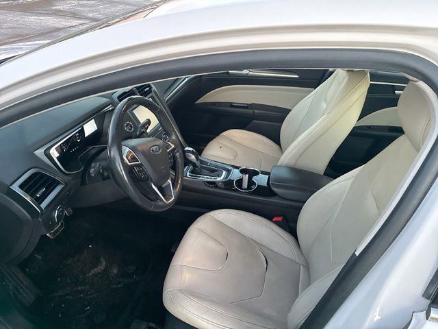 Used 2015 Ford Fusion Titanium FWD image 9