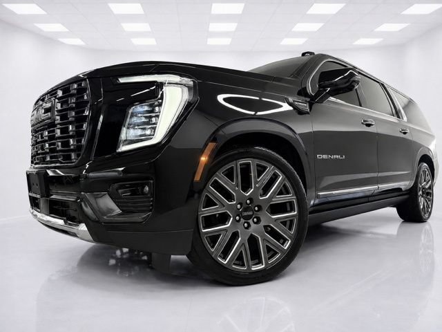Used 2026 GMC Yukon XL Denali Ultimate AWD/4WD image 4