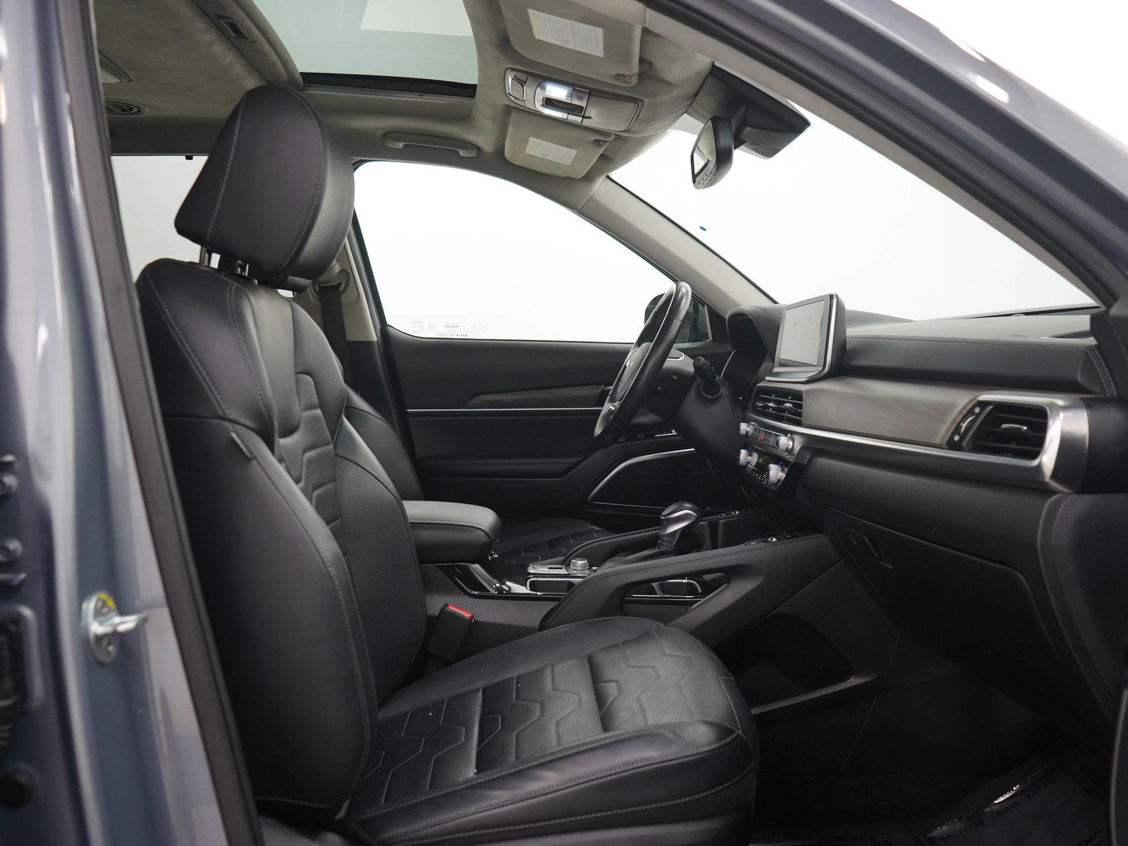 Used 2022 Kia Telluride SX w/ SX Prestige Package AWD/4WD image 13