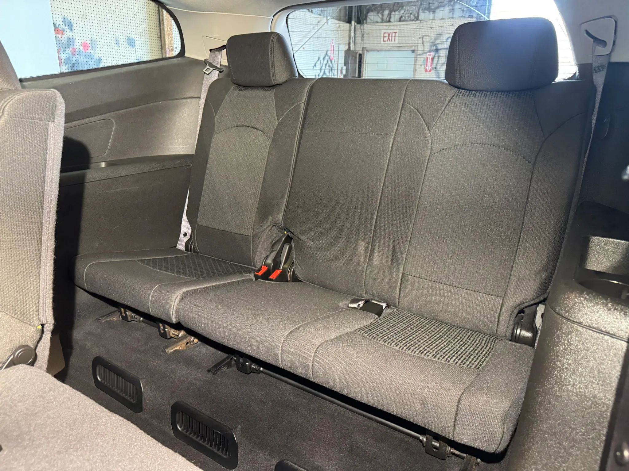 Used 2010 Chevrolet Traverse LT w/ Personal Connectivity Package FWD image 24