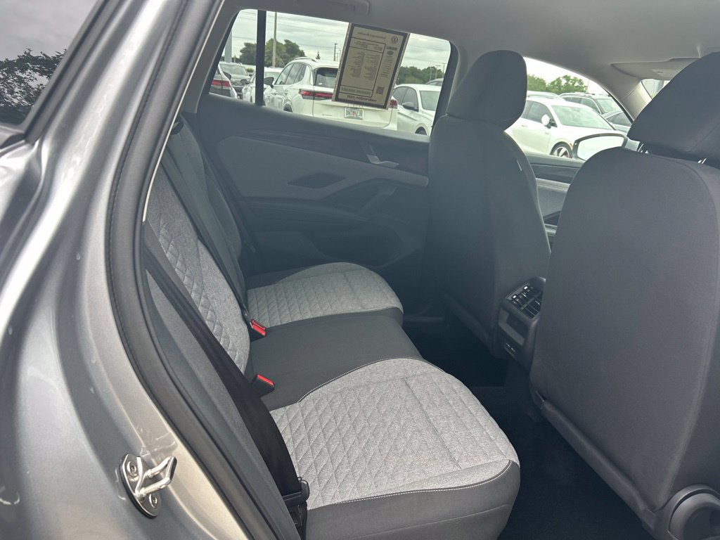 Used 2025 Volkswagen Tiguan S FWD image 39
