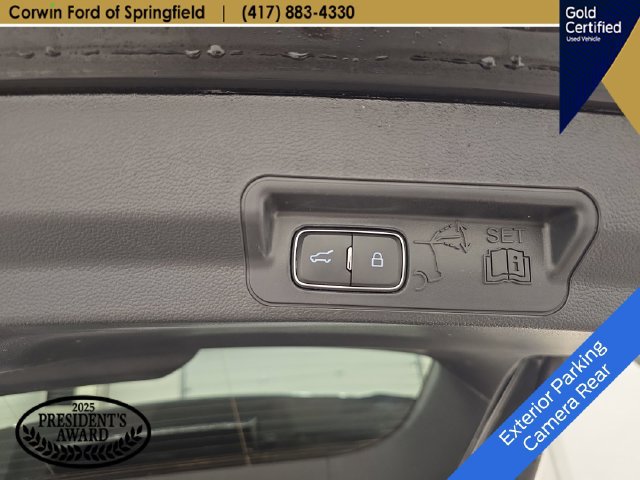 Certified 2023 Ford Explorer Platinum w/ Technology Package AWD/4WD image 19