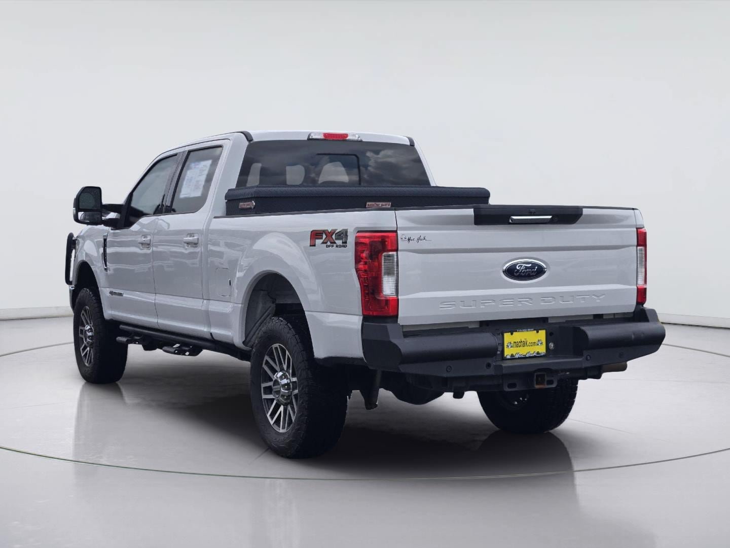 Used 2019 Ford F250 Lariat w/ Lariat Value Package AWD/4WD image 6