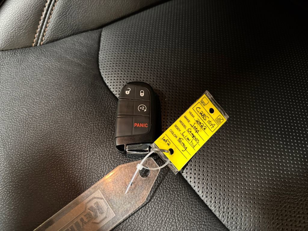 Used 2022 Jeep Compass Limited w/ Sun and Sound Group image 32