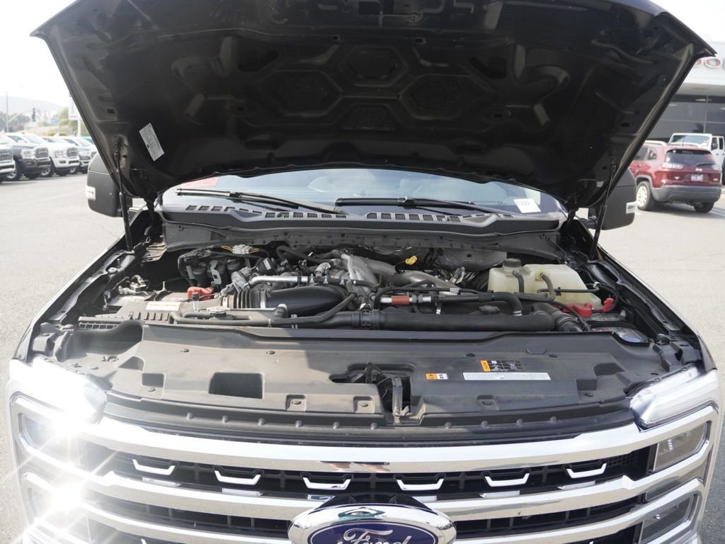 Used 2023 Ford F350 Lariat w/ FX4 Off-Road Package image 26