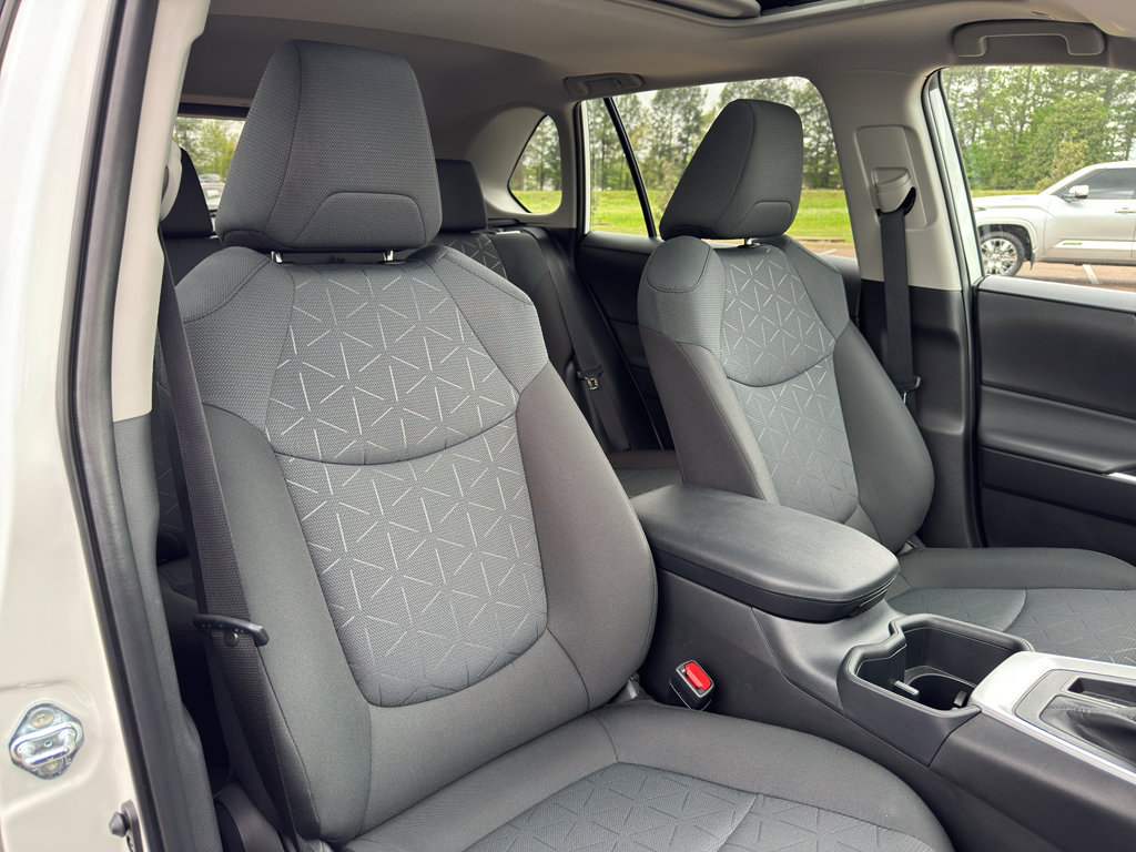 Certified 2025 Toyota RAV4 XLE w/ Convenience Package image 20