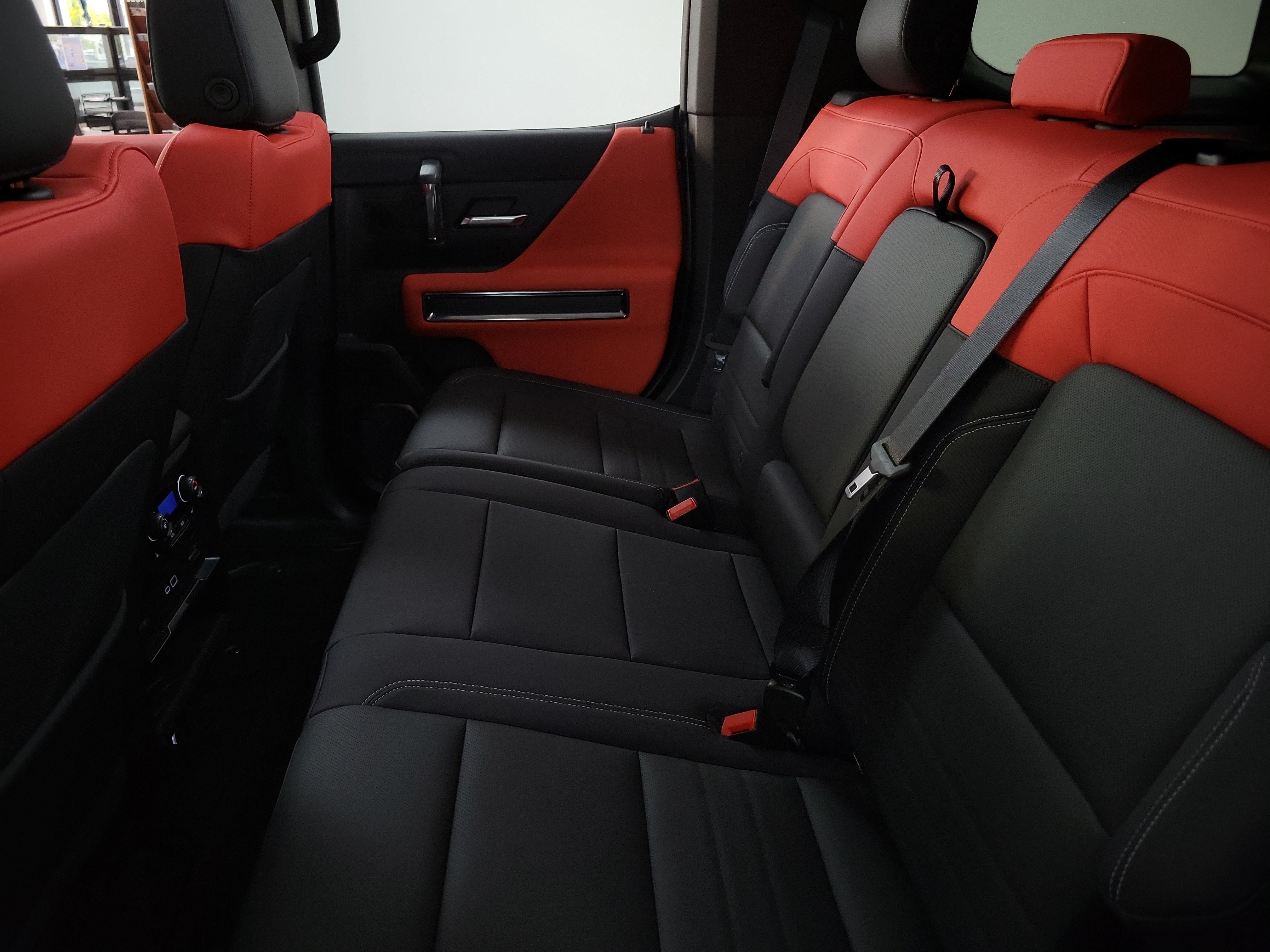 New 2026 GMC Hummer EV 3X w/ Carbon Fiber Edition Package AWD/4WD image 11